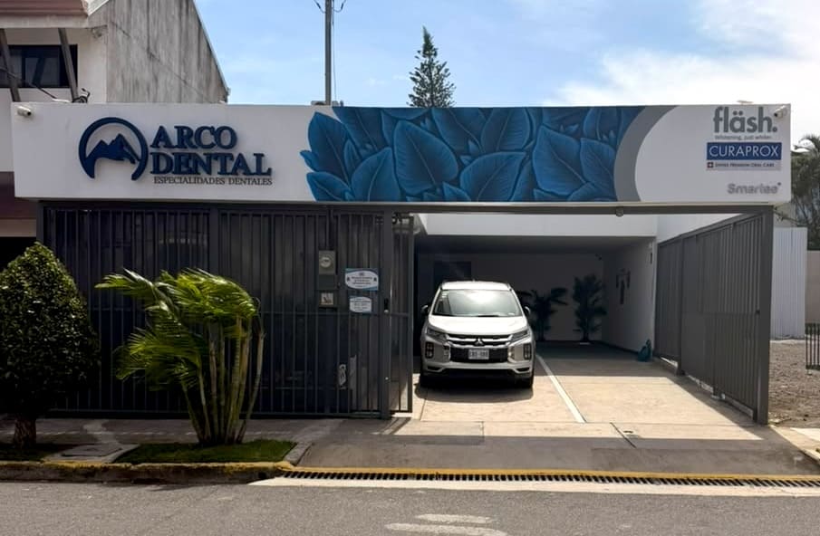 arco dental fachada